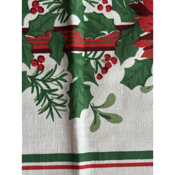 Vintage Christmas Tablecloth Christmas Poinsettia Approximate Size 82x59 Large - Picture 6 of 15